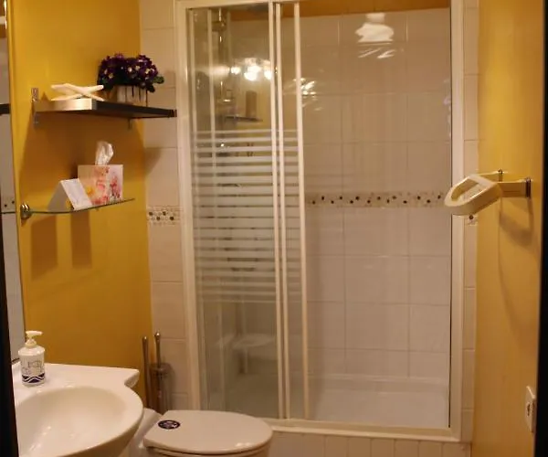 Le Botte - Vankantiehuis In Languedoc-roussillion * Routier